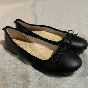 Girls black dress shoes